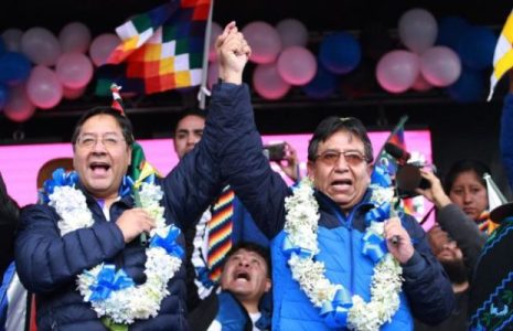 Bolivia: El desconcierto de la derecha por el avance del MAS /Entrevista al ex cónsul Antonio Abal