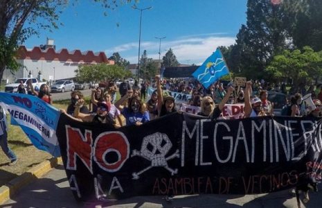 Argentina. Miles de firmas de académicxs y docentes en apoyo a la Segunda Iniciativa Popular contra la megaminería en Chubut