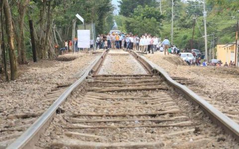 México. Se adjudican Grupo México y Acciona construcción de tramo 5 del Tren Maya
