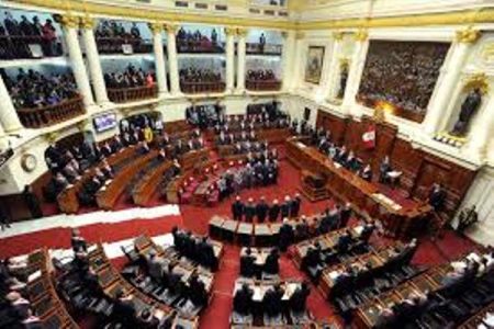 Perú. Pleno del Congreso aprueba eliminación de la inmunidad parlamentaria en segunda votación