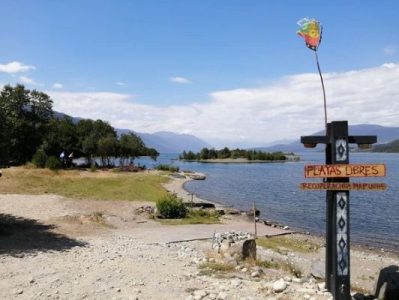 Nación Mapcuhe. Liberación de las playas que realizó el Lof Llazkawe en el lago Riñihue : testimonio. Repudio al asesinato