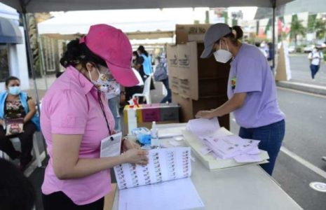 El Salvador. Cierran centros de votación e inicia el conteo de votos de las elecciones municipales y legislativas