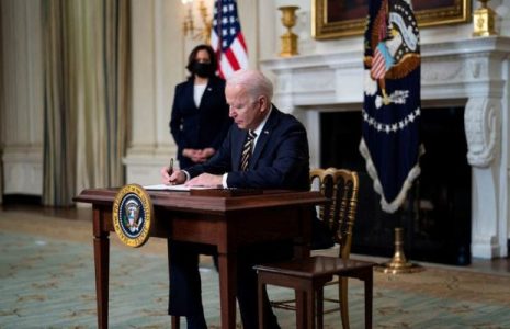 Irán. Biden renueva la emergencia nacional de EE.UU. y las sanciones contra el país