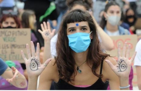 Argentina. Movilización frente al Congreso y en todo el país en defensa del agua y contra el extractivismo en todas sus formas (fotos+videos)