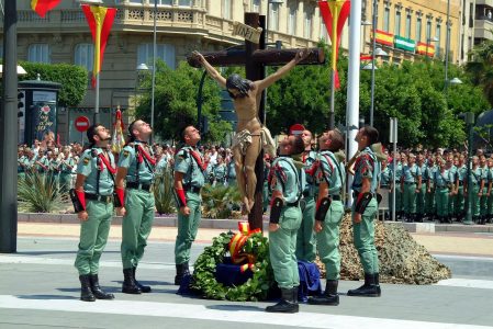 Teresa Rodríguez se posiciona con el nacional-catolicismo y define la Semana Santa como "elemento de cohesión de la sociedad andaluza"