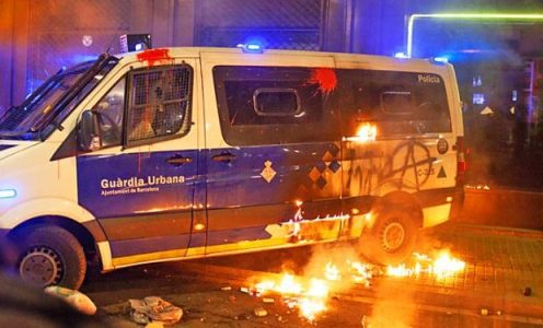 Estado español. En libertad acusada de quemar una furgoneta durante las movilizaciones tras la detención de Hasel