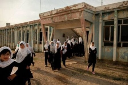Afganistán. La larga marcha de las niñas afganas para seguir estudiando