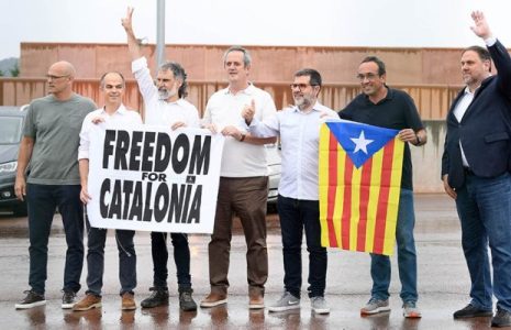 Estado español. Liberaron a los nueve presos políticos catalanes indultados por el Gobierno español