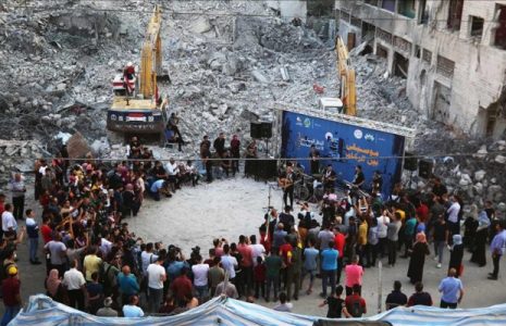 ‘Música entre los Escombros’: Banda palestina se presenta en concierto sobre los restos de un edificio destruido en ataques israelíes
