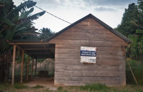 Guatemala. Los centros de salud de las comunidades abandonadas por el Estado