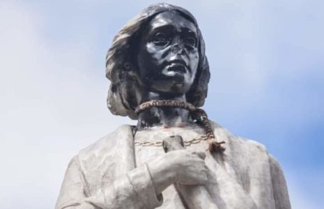 Bolivia. Cristóbal Colón de pié tras 14 años de Estado Plurinacional