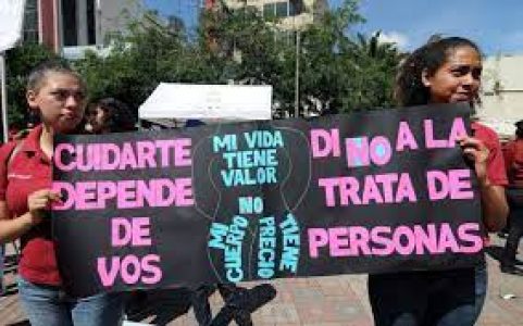 Honduras. Desde el 2008 está en categoría 2 por trata de personas