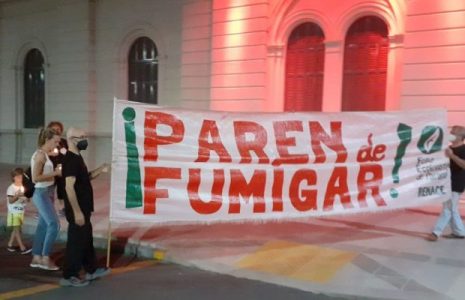 Ecología Social. Paraná cumplió 200 martes protestando contra las fumigaciones con agroquímicos en la provincia