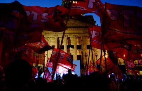 Argentina. Un multitudinario cierre de campaña del Frente de Izquierda en la plaza del Congreso
