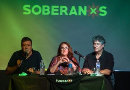 Argentina. La agrupación del kirchnerismo crítico «Soberanxs» propone que el gobierno lleve al FMI a la Corte Internacional de Justicia