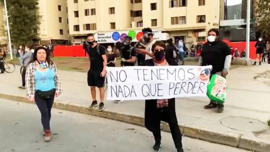 Arrestan a decenas de manifestantes en Chile mientras continúan las protestas contra el Gobierno (vídeo) – La otra Andalucía