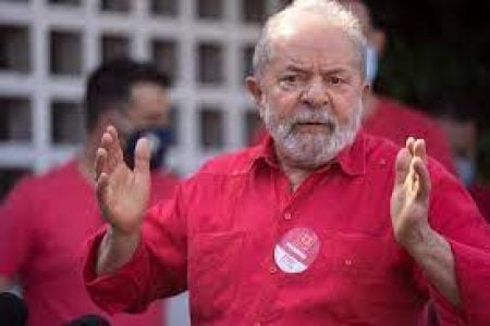 Brasil. Lula lidera carrera presidencial 2022