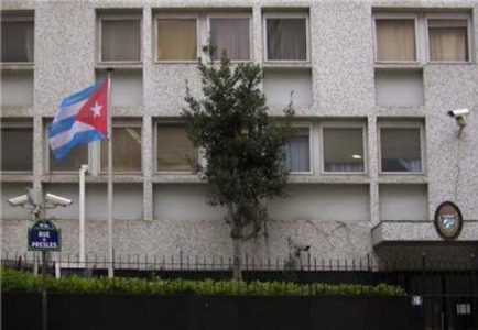 Cuba. Denuncian atentado contra Embajada en Francia