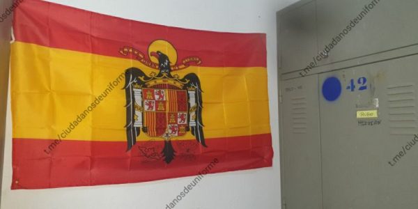 Defensa admite que se izan banderas franquistas en los cuarteles – La otra Andalucía