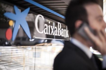 La plantilla de CaixaBank y Bankia podrían sufrir EREs