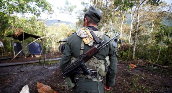 El Gobierno "de progreso" libera a reclutador de falsos positivos responsable de decenas de asesinatos en Colombia