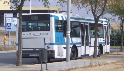Estudian usar autobuses para el traslado de trabajadores del campo – La otra Andalucía