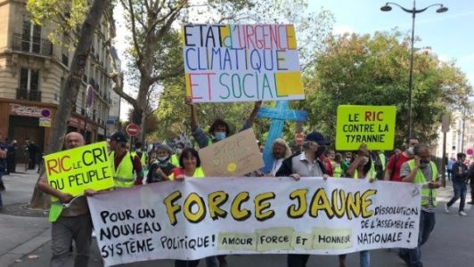 Francia. Chalecos amarillos vuelven a manifestarse en ciudades francesas