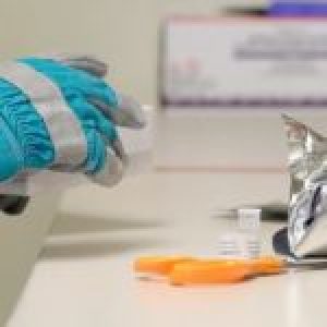 Francia realiza primeras pruebas clínicas de una vacuna contra el nuevo coronavirus