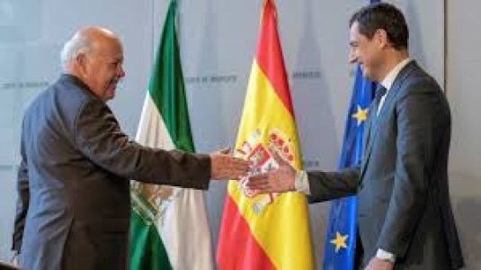 Junta de Andalucía: más dinero a la sanidad privada