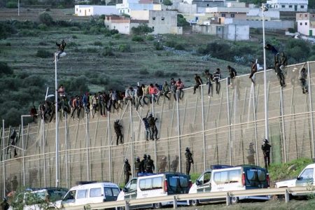 La Unión Africana pide una investigación tras la muerte de decenas de personas en la frontera terrestre entre Marruecos y el Estado español