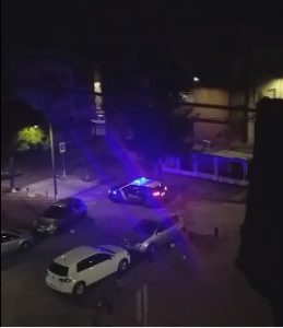 Málaga: La Policía retransmite durante el toque de queda "cualquier delito, incluyendo el asesinato, sera legal" (vídeo)