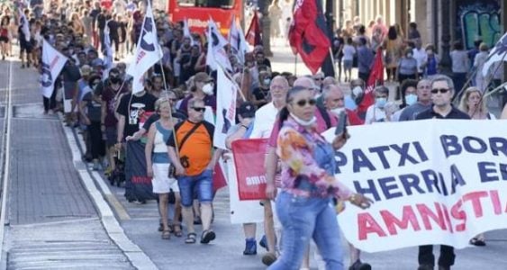 Manifestaciones en solidaridad con Patxi Ruiz reúnen a cientos de personas – La otra Andalucía