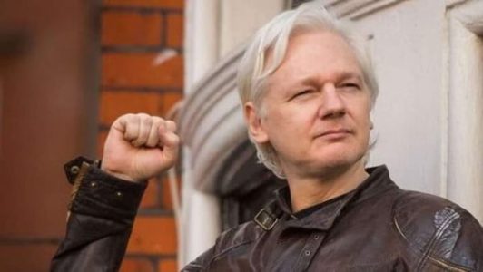 México. Reitera oferta de asilo para Julian Assange