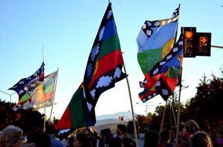 Nación Mapuche. «¡Basta de Asesinatos y represión impune!» y «El