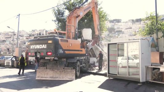 Palestina: Continúan las demoliciones en Jerusalén Este mientras Israel inaugura embajada en E.A.U.
