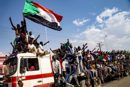 Sudán: Anuncian movilizaciones y huelga contra el golpe militar