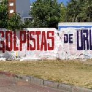 Uruguay. Repudian presencia de gobernantes golpistas en la asunción de Lacalle Pou / Concentraciones, pintadas y pancartas en Montevideo