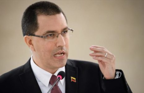 Venezuela denuncia que EEUU planea invadir su espacio radioeléctrico